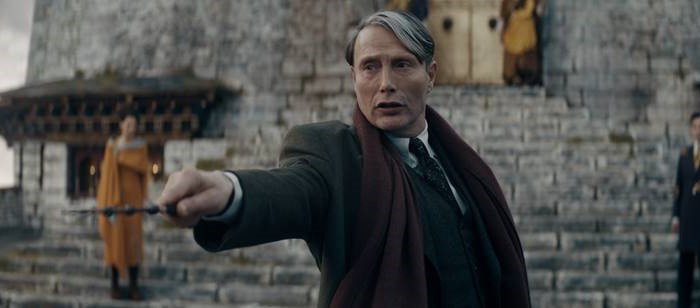 “Sinh vật huyền bí: Những bí mật của Dumbledore” tung trailer trước thềm ra mắt - Anh 2