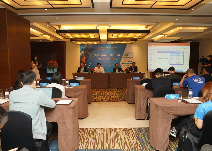 3.000 VĐV dự Giải chạy Tay Ho half marathon - Anh 2