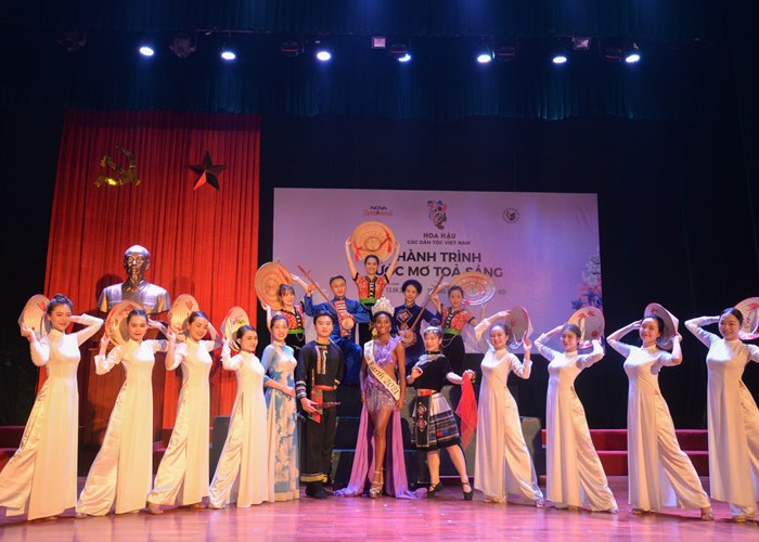 “Hành trình ước mơ” truyền cảm hứng cho bạn trẻ - Anh 4