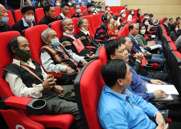 Phát huy truyền thống văn hóa các dân tộc trong xây dựng môi trường văn hóa - Anh 3