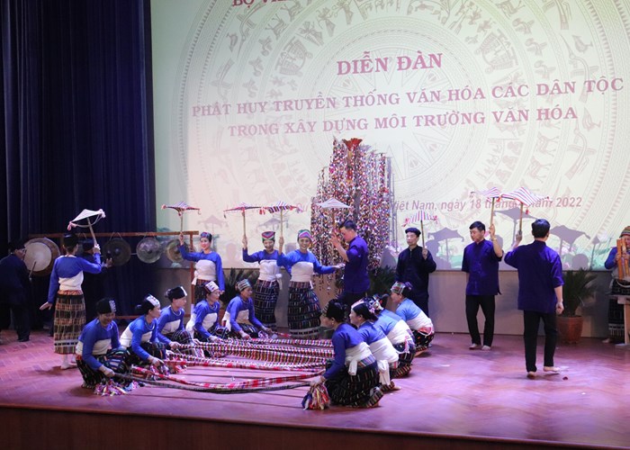Phát huy truyền thống văn hóa các dân tộc trong xây dựng môi trường văn hóa - Anh 5
