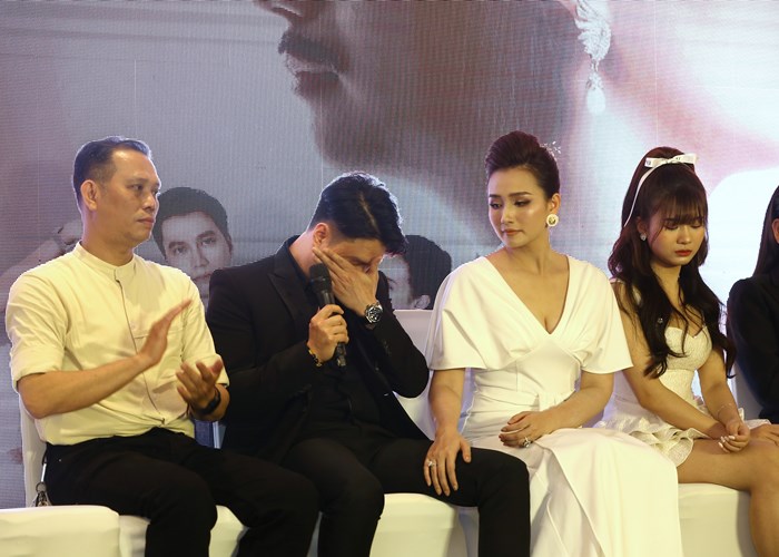 Việt Anh rơi nước mắt với vai diễn trong “Chồng cũ, vợ cũ, người yêu cũ” - Anh 4