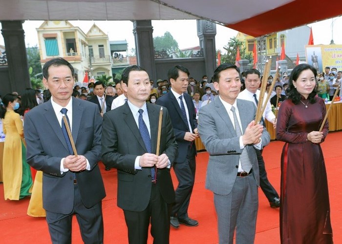 Kỷ niệm 700 năm ngày mất nhà sử học Lê Văn Hưu - Anh 3