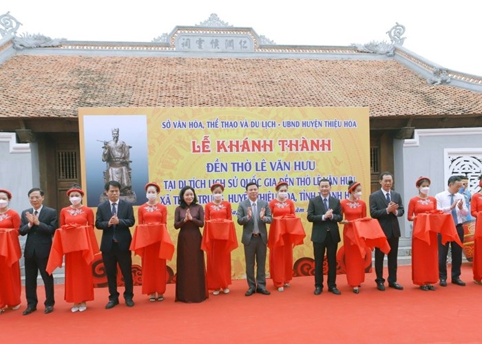 Kỷ niệm 700 năm ngày mất nhà sử học Lê Văn Hưu - Anh 2