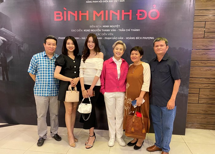 Ra mắt phim về Trung đội nữ lái xe Trường Sơn anh hùng - Anh 1