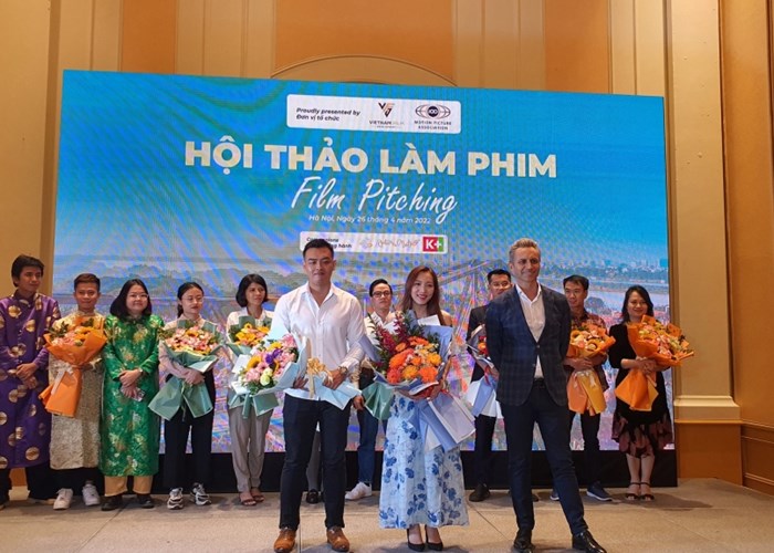 Giải nhất cuộc thi ý tưởng trong Hội thảo làm phim – Film Pitching trao cho 