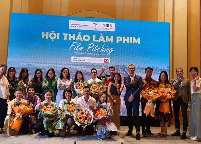 Giải nhất cuộc thi ý tưởng trong Hội thảo làm phim – Film Pitching trao cho 