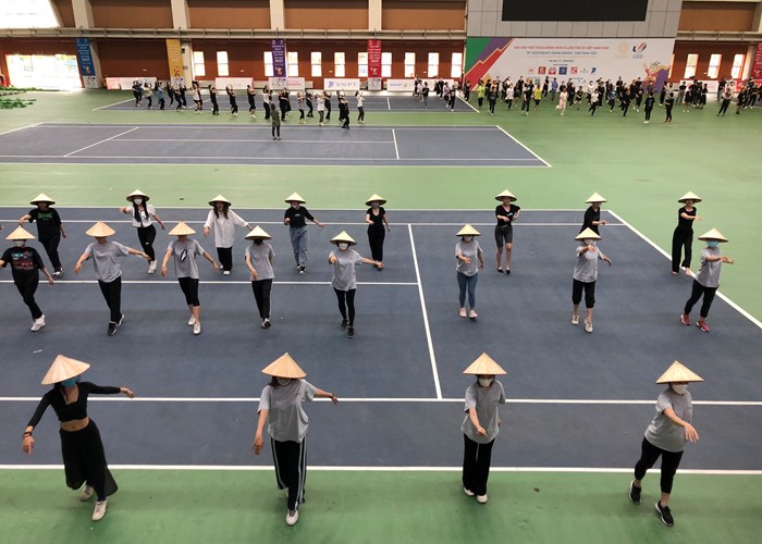 Chuẩn bị cho Lễ khai mạc SEA Games 31: Tuổi trẻ tự hào góp sức - Anh 3