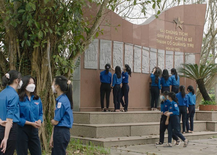 "Lửa từ Thành cổ" - ảnh 2