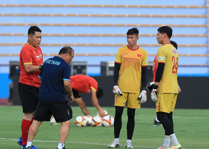Tuyển U23 tập “xuyên” ngày nghỉ chuẩn bị cho SEA Games 31 - Anh 4