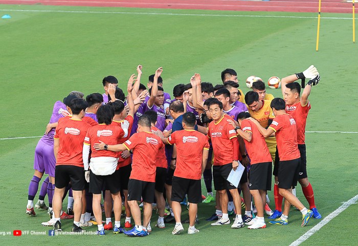 Tuyển U23 tập “xuyên” ngày nghỉ chuẩn bị cho SEA Games 31 - Anh 2