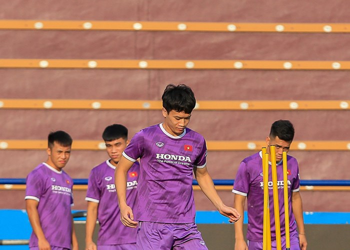 Tuyển U23 tập “xuyên” ngày nghỉ chuẩn bị cho SEA Games 31 - Anh 3