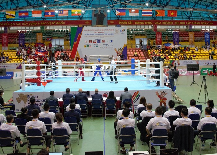 Kickboxing chính thức bước vào tranh tài - Anh 3