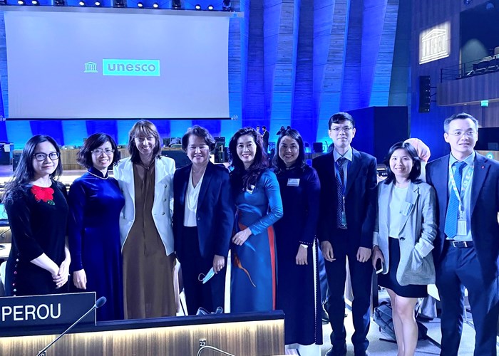 Khai mạc Phiên họp thứ chín Đại hội đồng các quốc gia thành viên Công ước 2003 của UNESCO về bảo vệ di sản văn hóa phi vật thể - Anh 2