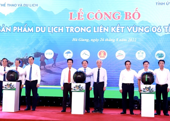 Du lịch 6 tỉnh Việt Bắc: Xây dựng sản phẩm tiêu biểu, kiên trì liên kết để cùng nhau phát triển - Anh 1