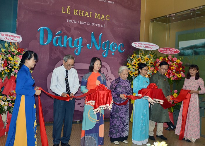 Giới thiệu đến công chúng hơn 200 cổ ngọc - Anh 1