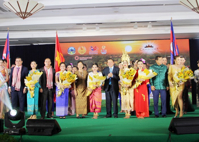 “Đêm Campuchia” 2022 thắm tình hữu nghị - Anh 9