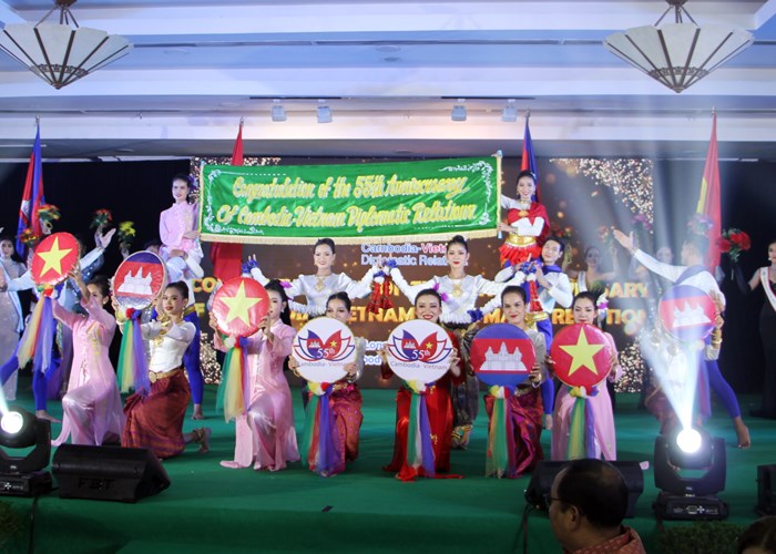 “Đêm Campuchia” 2022 thắm tình hữu nghị - Anh 1