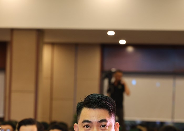 Vụ Hoa hậu ngồi ghế nhựa chấm thi Hoa hậu: Ban tổ chức mời luật sư - Anh 3