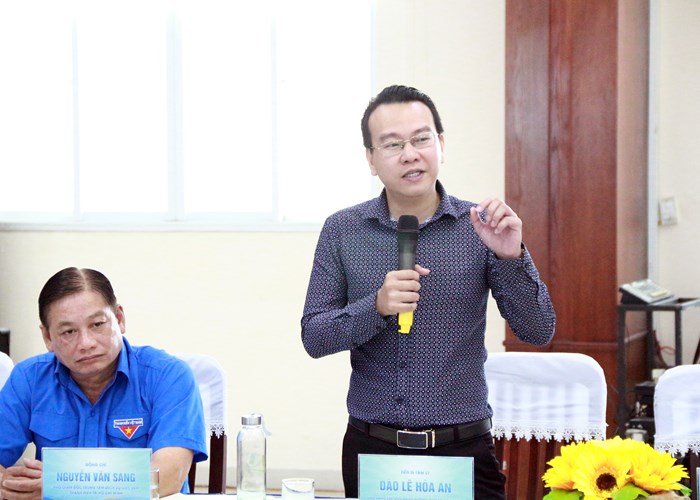 Công tác hướng nghiệp và giới thiệu việc làm đang gặp nhiều thách thức - Anh 3