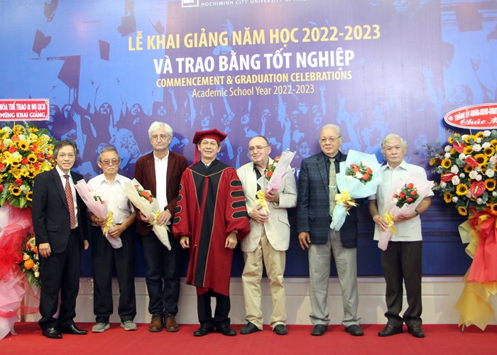 Thí sinh dự thi vào Trường ĐH Mỹ thuật TP.HCM nhiều nhất trong các năm gần đây - Anh 1