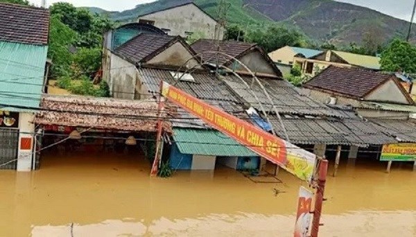 Thủ tướng Chính phủ yêu cầu tập trung khắc phục hậu quả bão số 4 - Anh 1