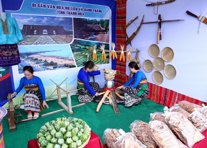 Ấn tượng Liên hoan nghệ thuật quần chúng các dân tộc vùng biên giới Việt – Lào - Anh 13