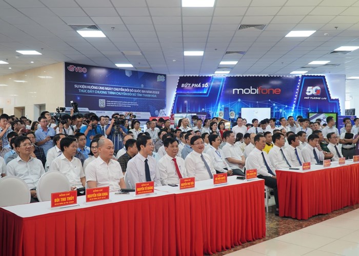 Thúc đẩy chương trình chuyển đổi số tỉnh Thanh Hóa - Anh 1
