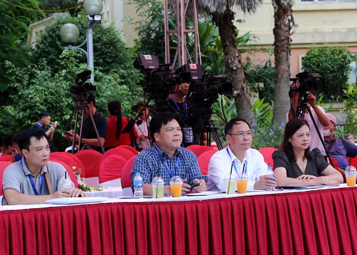 Hội tụ sắc màu văn hoá dân tộc Dao - Anh 1