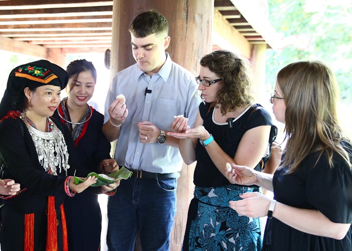 Hội tụ sắc màu văn hoá dân tộc Dao - Anh 14