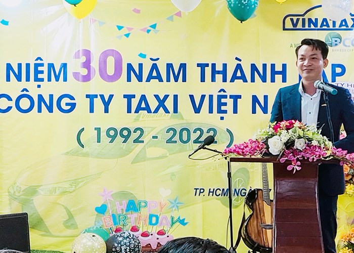 Vinataxi kỷ niệm 30 năm thành lập - Anh 1