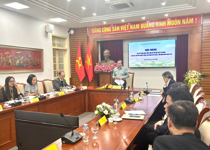 Kiến nghị tiếp tục ủng hộ thực hiện Đề án đào tạo tài năng trong lĩnh vực VHNT - Anh 1