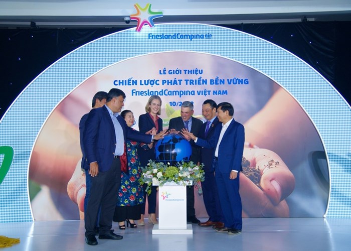 Bốn trọng tâm trong chiến lược phát triển bền vững của FrieslandCampina Việt Nam - Anh 1