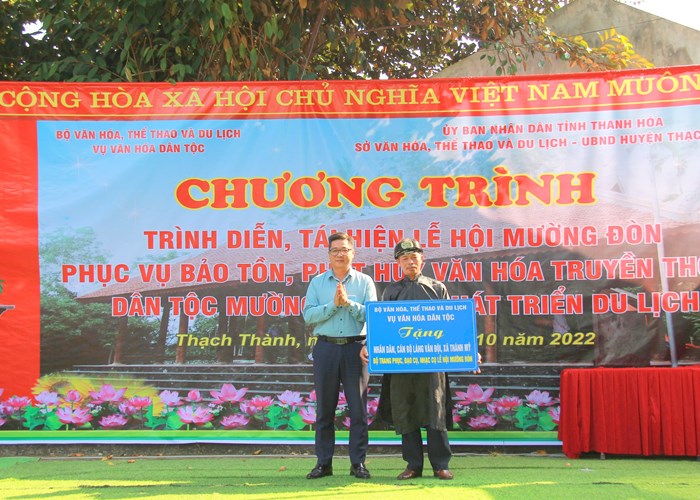 Thanh Hóa: Tái hiện lễ hội Mường Đòn phục vụ bảo tồn, phát huy giá trị văn hoá truyền thống dân tộc Mường gắn với phát triển du lịch - Anh 1
