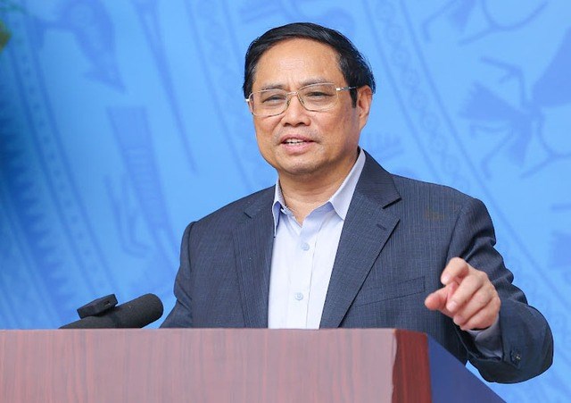 Thủ tướng: Nâng cao tinh thần chủ động, khả năng phòng chống dịch, thúc đẩy việc tiêm vắc xin - Anh 1