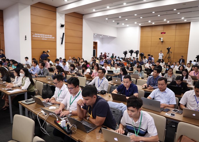 Kỳ họp thứ 4, Quốc hội khoá XV đã thông qua 6 luật, 12 nghị quyết - Anh 4