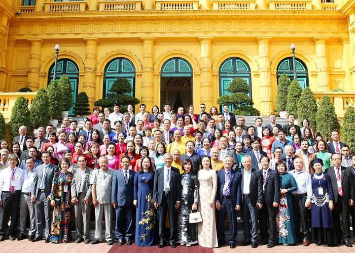 Phó Chủ tịch nước Võ Thị Ánh Xuân: Nhân lên niềm say mê, tình yêu đối với di sản văn hóa của dân tộc - Anh 13