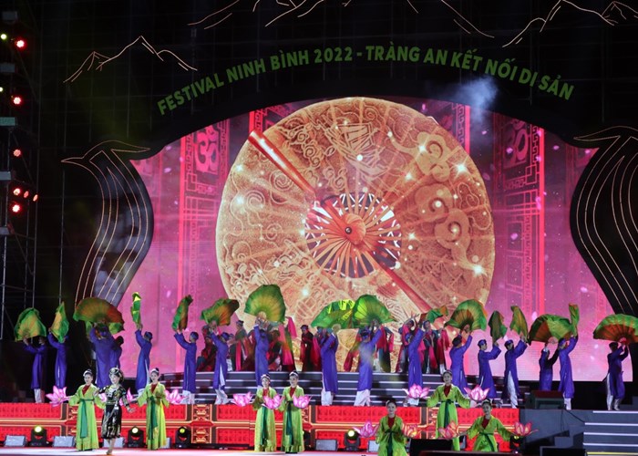 Phó Thủ tướng Vũ Đức Đam: Xây dựng thương hiệu văn hoá đặc sắc trên nền tảng các giá trị văn hoá căn cốt của dân tộc - Anh 7