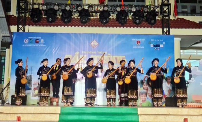 Ý nghĩa đặc biệt từ chương trình “Đắk Drông dệt khúc yêu thương” - Anh 1
