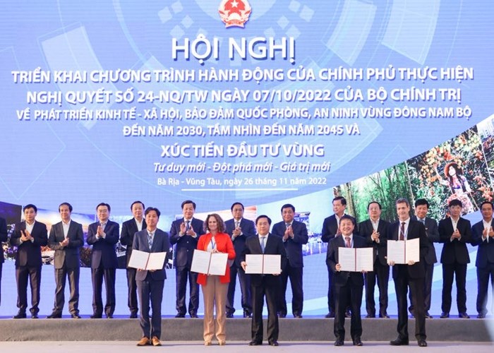 Thủ tướng: “Tư duy mới, đột phá mới, giá trị mới” để phát triển vùng Đông Nam Bộ - Anh 4