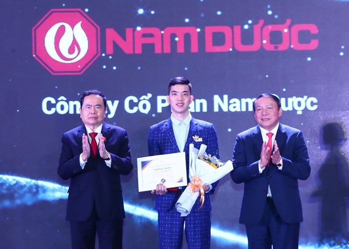 Bộ trưởng Nguyễn Văn Hùng: Để doanh nghiệp thực sự là trái tim của nền kinh tế đất nước - Anh 6