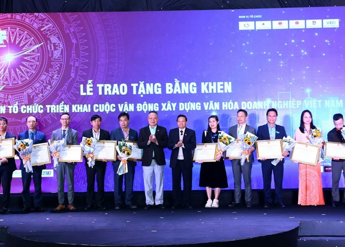 Diễn đàn 