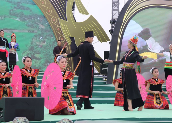 Quyết tâm bảo vệ “báu vật” ngàn đời của dân tộc - Anh 10