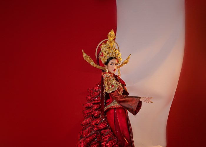 Phương Anh mang hình ảnh nữ trạng nguyên vào quốc phục dự thi Miss International 2022 - Anh 2