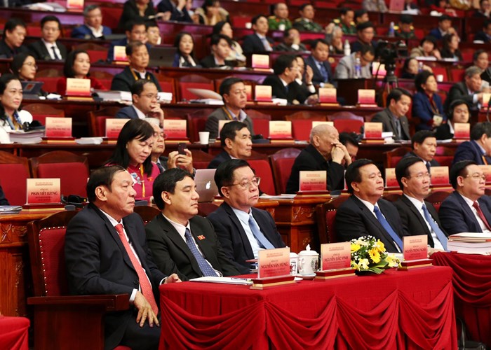 Nhiều 