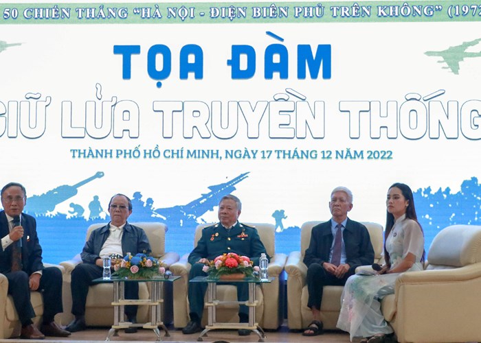 Tọa đàm “Giữ lửa truyền thống” - Anh 1