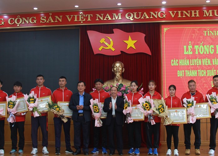 Thanh Hóa vinh danh VĐV, HLV đạt thành tích xuất sắc tại Đại hội Thể thao toàn quốc - Anh 3