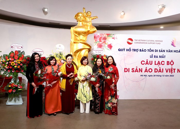 Ra mắt CLB Di sản Áo dài Việt Nam: Nhân lên tình yêu với tà áo quê hương - Anh 6
