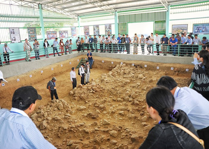 Công bố Di dích Khảo cổ Rộc Tưng- Gò Đá là Di tích quốc gia đặc biệt - Anh 1