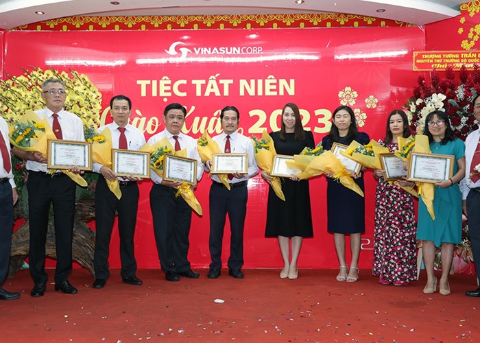 Vinasun Taxi đầu tư hơn 1.000 xe mới - Anh 2